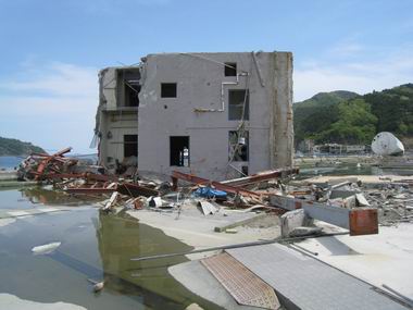 東日本震災視察 女川町7.JPG