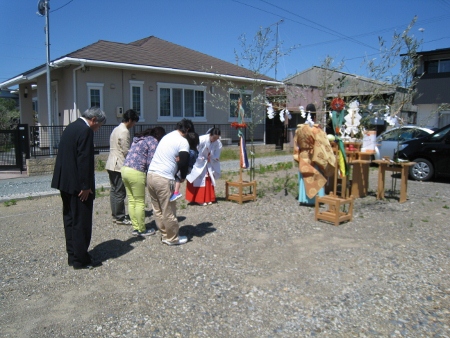 石川原様邸地鎮祭 001 (450x338).jpg